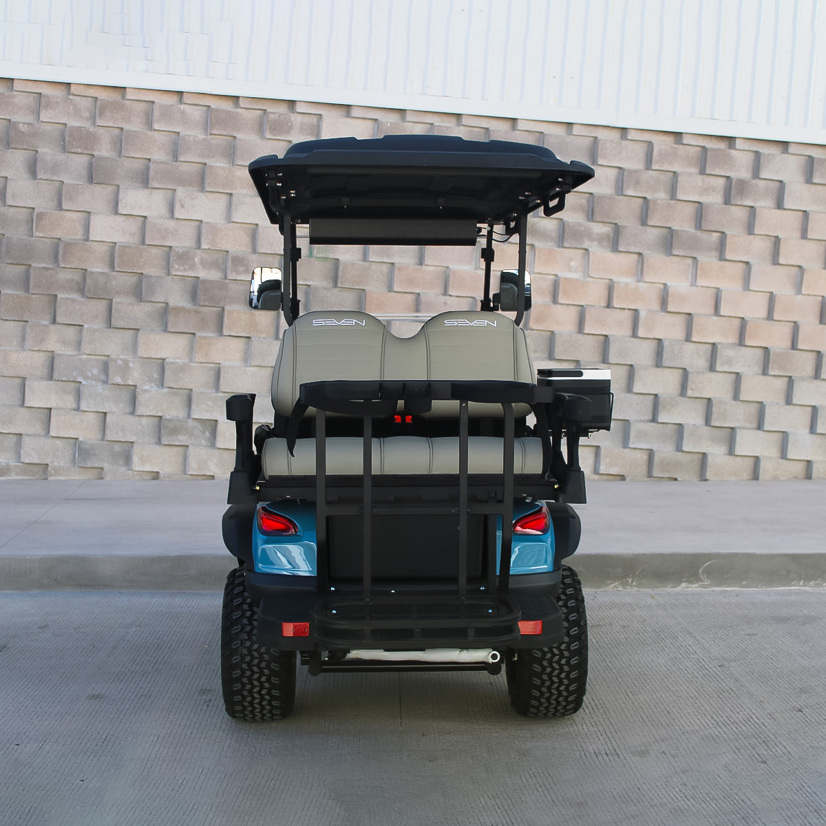 Modelo L - Carrito de Golf Eléctrico de 2, 4 y 6 Plazas